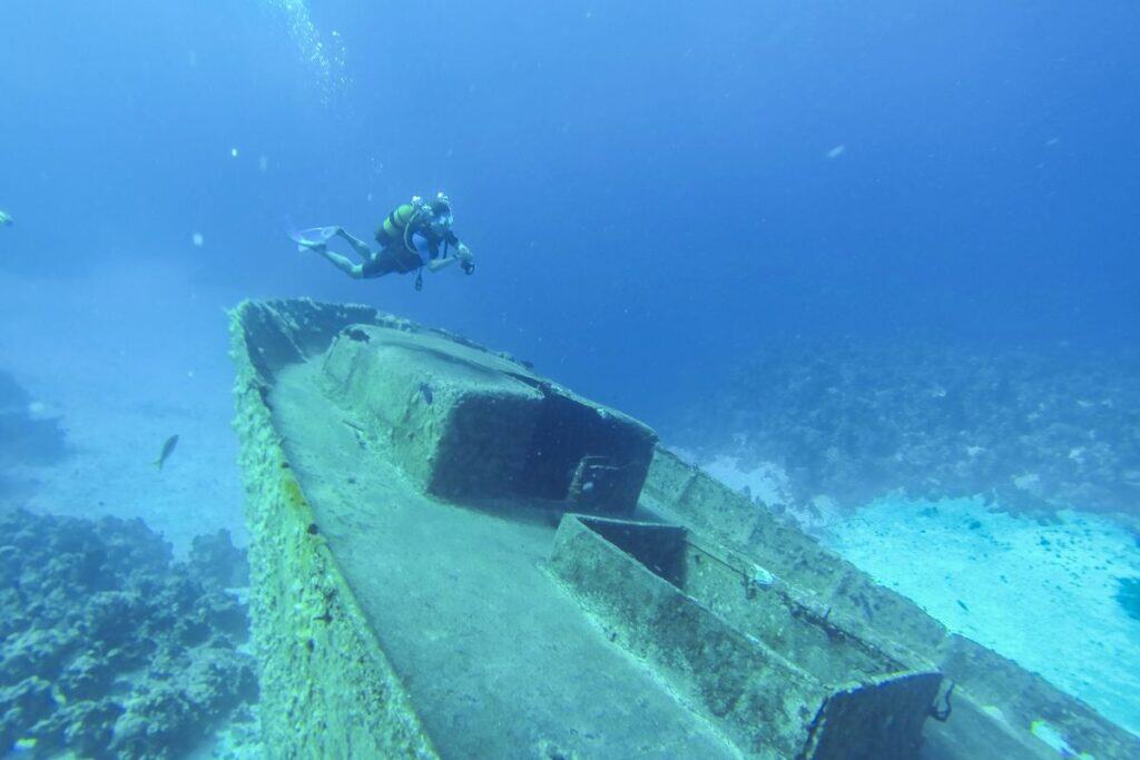 Sunken World War II shipwreck in Coron – Art of Diving in the Philippines