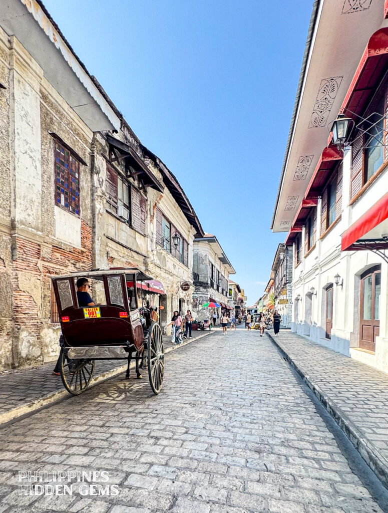 A kalesa on the cobblestreet Calle Crisologo in Vigan. Ilocos Sur, Philippines.